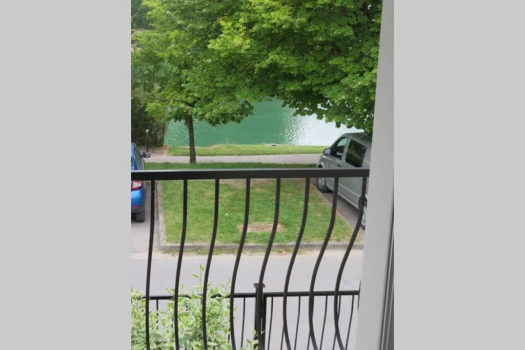 Le gîte du Coche avec vue sur la Marne Damery  Extérieur photo